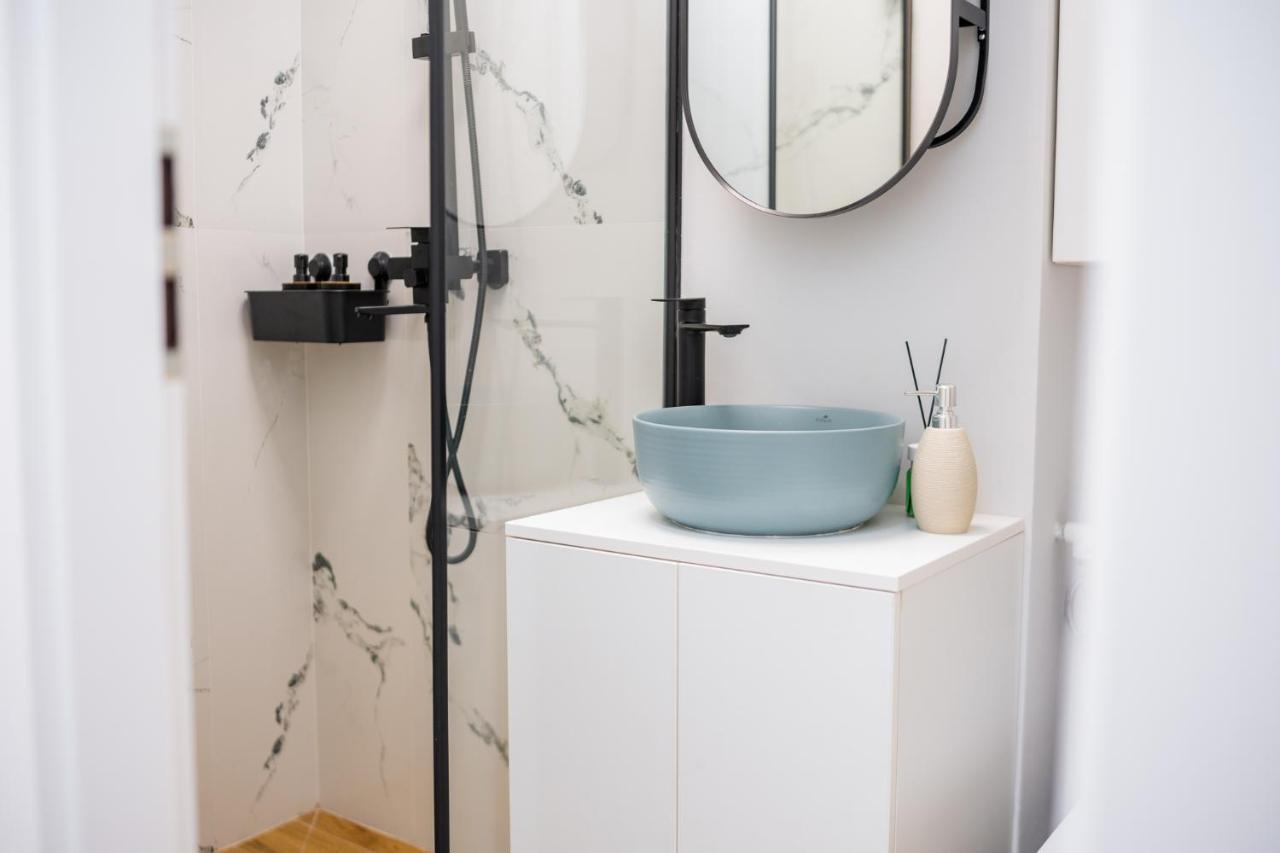 Apartmán Hi Bukurešť Exteriér fotografie